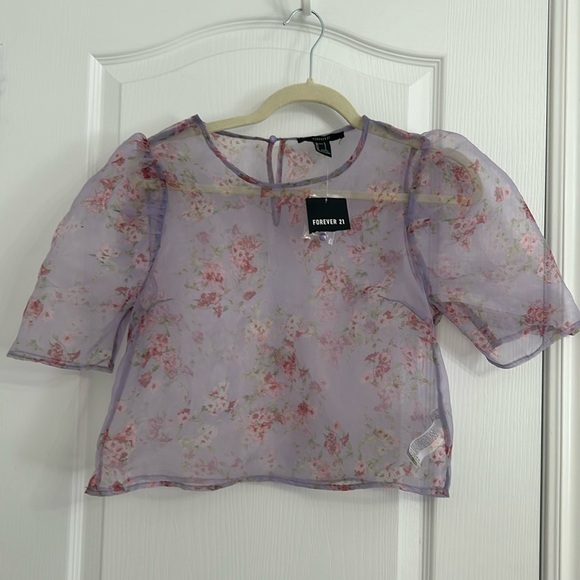 NWT Forever 21 Crop See-Through Lilac Floral Blouse size S - Picture 1 of 4